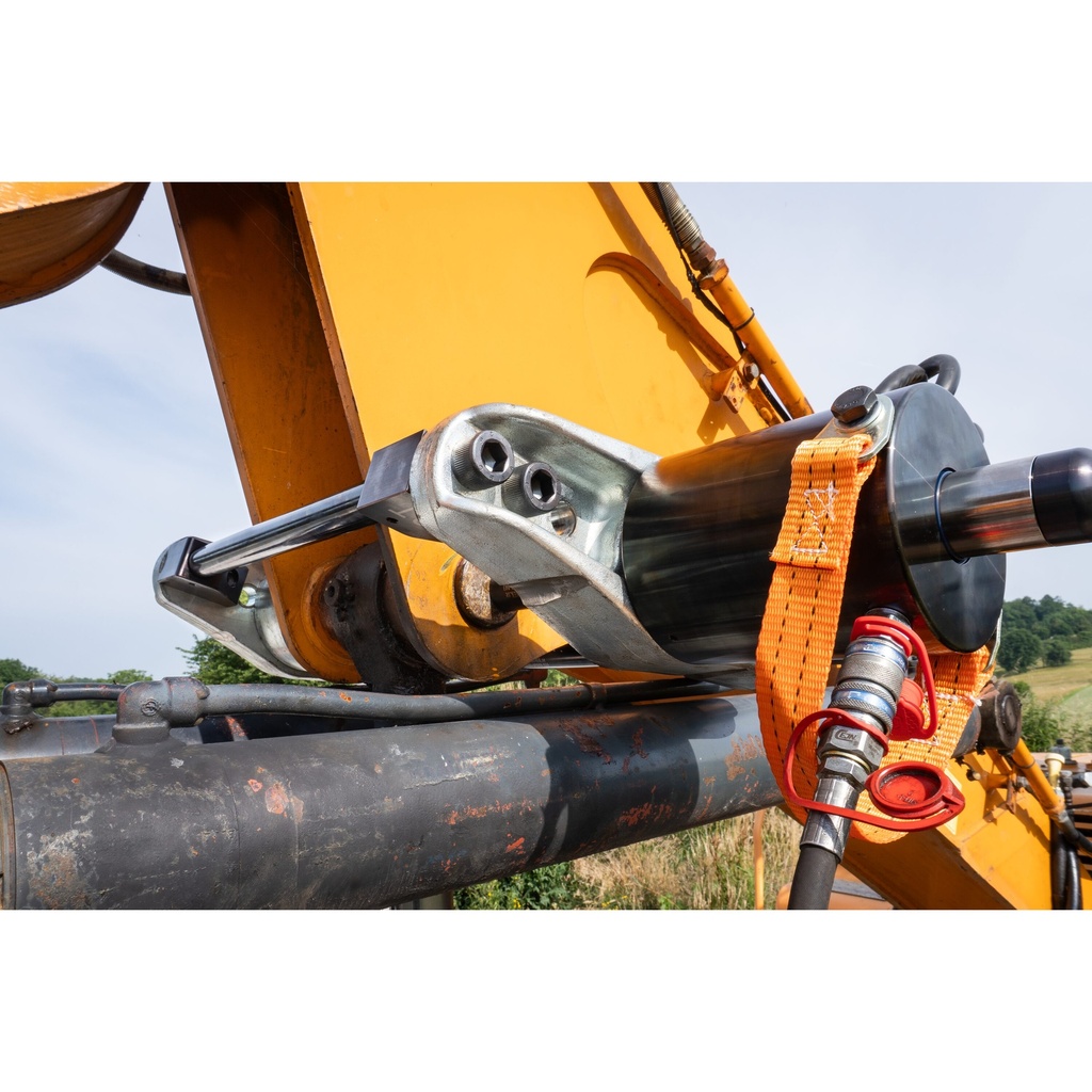 Universal press frame for commercial veh (4)