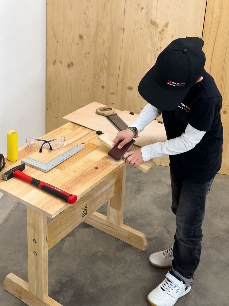 child sized work bench (WB80MICRO, HOLZM (4)