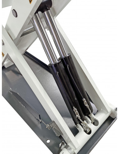 Electro-hydraulic, mid-raise scissor lift for tyre and car body shops - 3.5 t (GO3001, GOVONI)