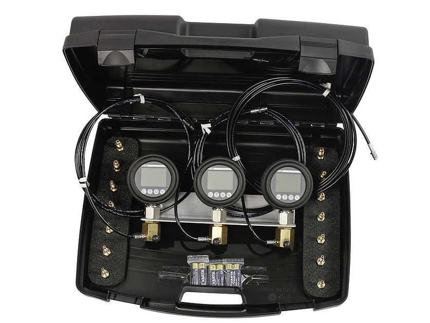 Digital Car Brake Pressure Tester BDPD 08, 3 High-Pressure Gauges (100121_1, LEITENBERGER)