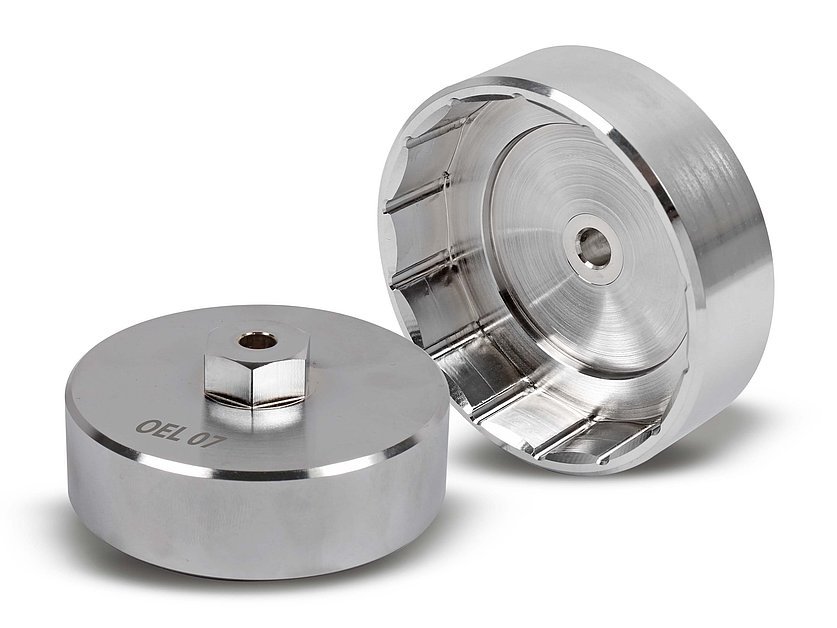 Oil filter wrench, milled metal version (size 74.4 mm; 14 surfaces) (400133_2, LEITENBERGER)