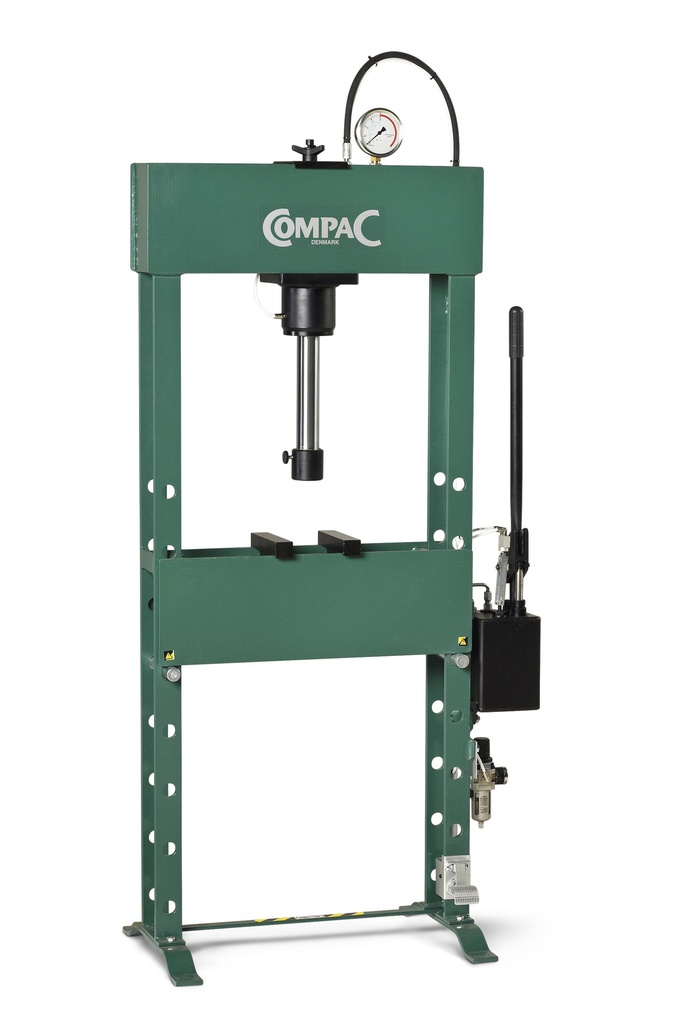 Hydraulic press with winch, 25 T (HP 25 W, COMPAC)