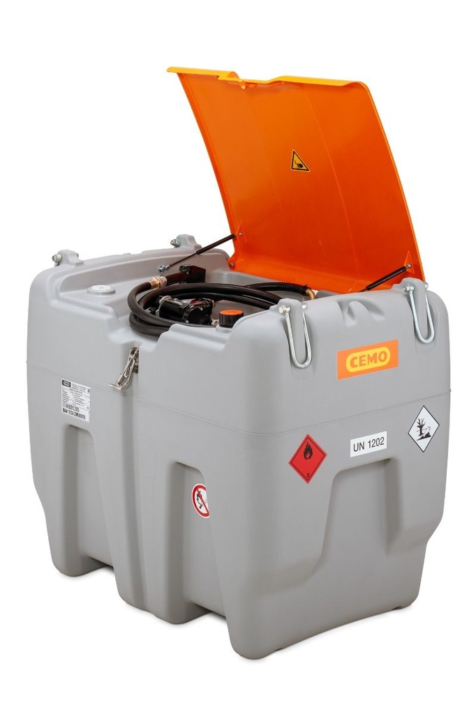 DT-Mobil Easy 620 l dīzeļa tvertne ar Cematic 12 V sūkni (40 l/min), 4 m šļūteni, automātisko uzgali, gāzes amortizatoriem un vāku (pilns ADR) (11923, CEMO)