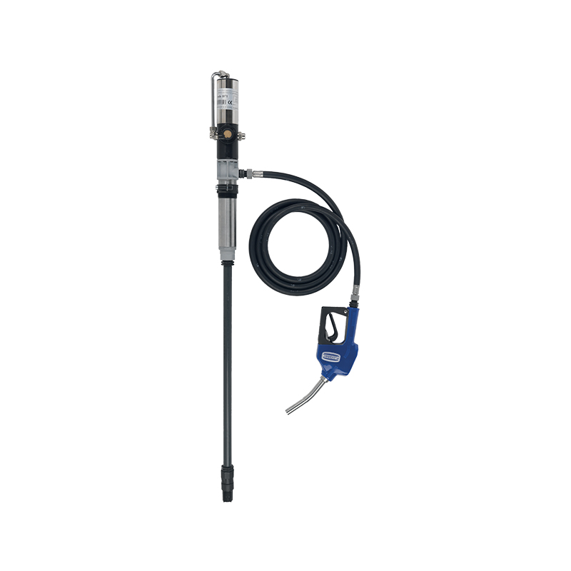 Pneumatinė AdBlue®/DEF perpylimo sistema su nerūdijančio plieno pneumatiniu siurbliu, srautas 35 l/min, 3 m žarna, automatiniu pistoletu, slėgio reguliatoriumi su manometru ir vandens skirtuvu bei metaliniu siurblio laikikliu 6753, FLEXBIMEC
